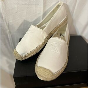 🆕.    Calvin Klein Women canvas espadrilles 7.5